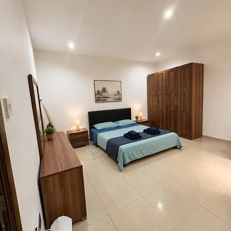 Spacious 3-bedroom With Balcony, Prime Location, 5-min Walk To Seafront *